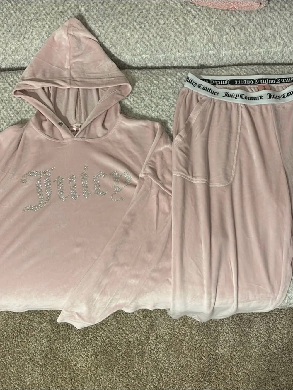 Juicy Couture SleepWear Set